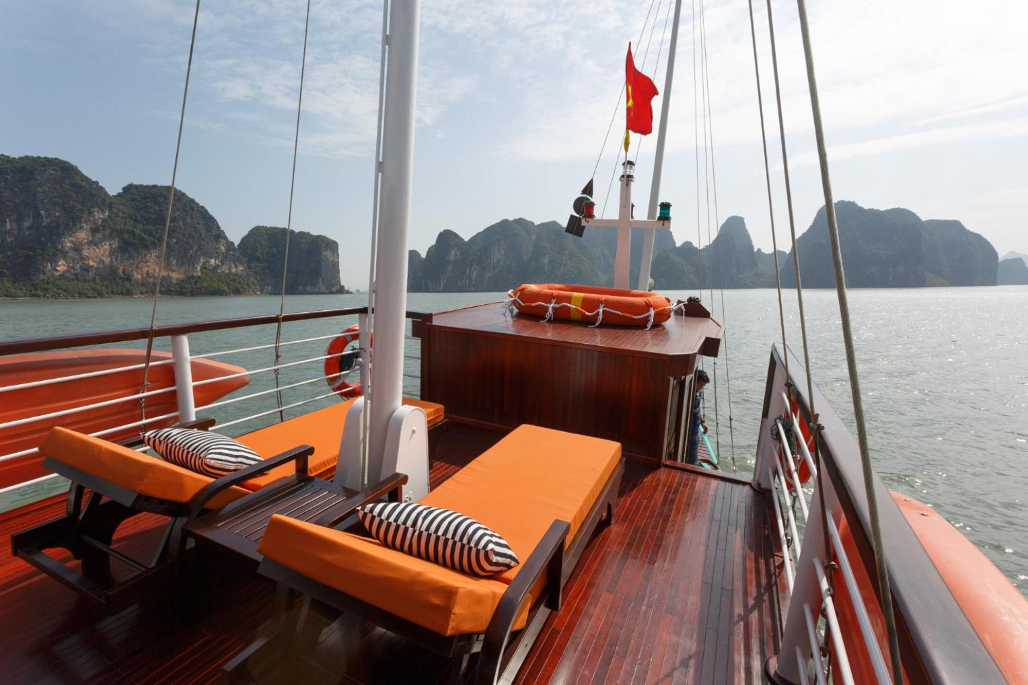Emeraude Classic Cruises Ha Long Buitenkant foto