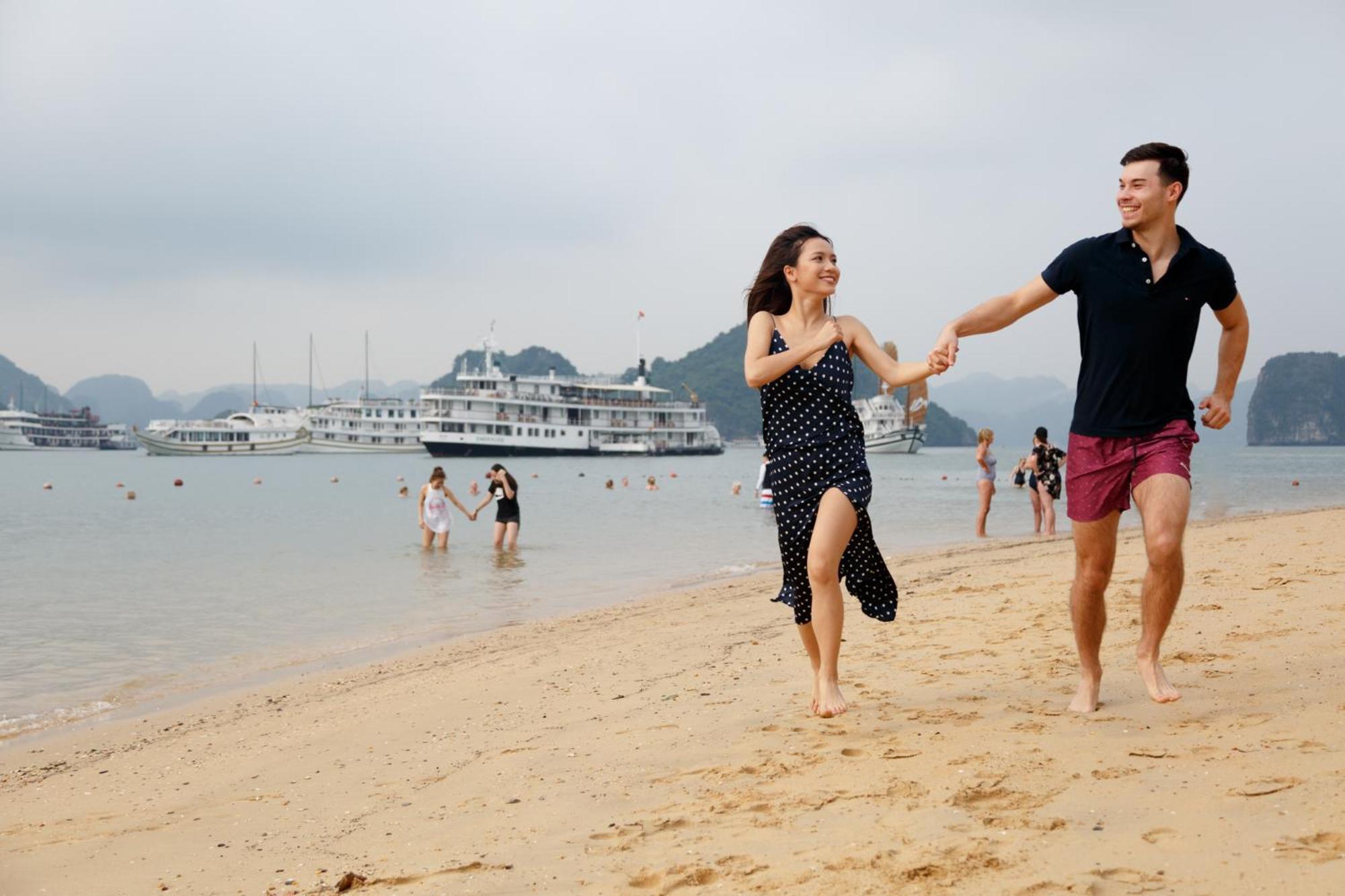Emeraude Classic Cruises Ha Long Buitenkant foto