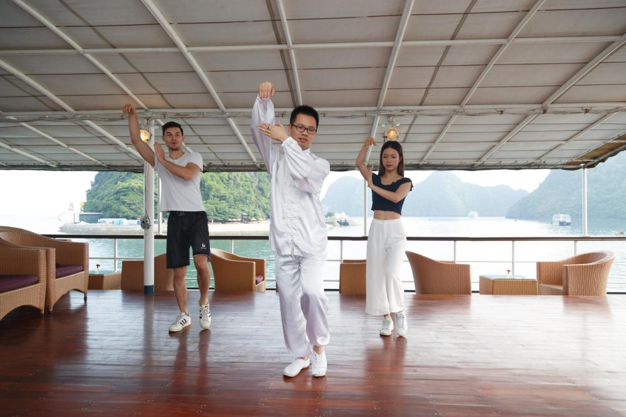 Emeraude Classic Cruises Ha Long Buitenkant foto